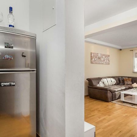 Apartamento Apartman Javor Otočac Exterior foto